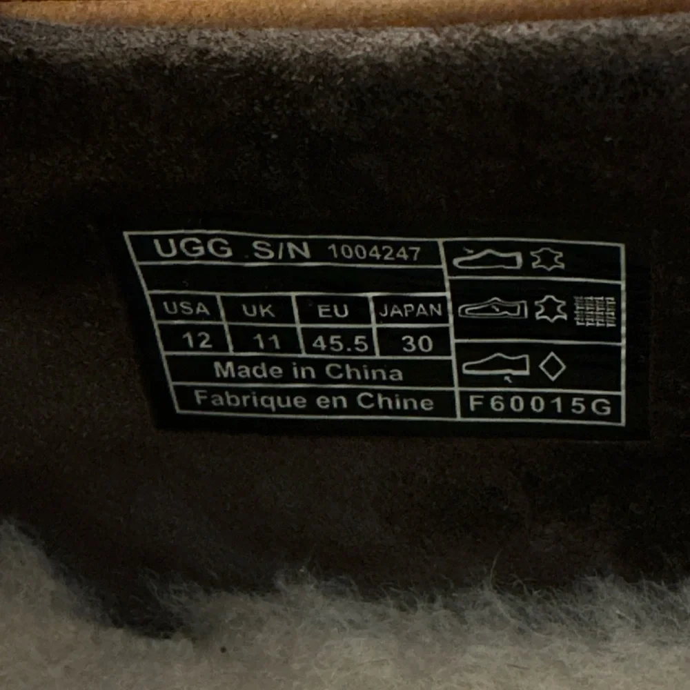 UGG Men's leather moccasin loafers brown leather fur lined men’s sz 12